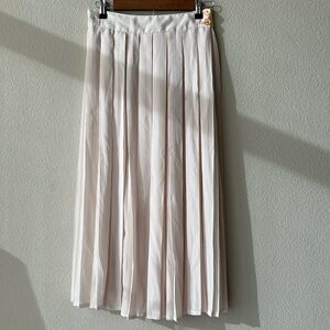 Women’s Midi Pleated Skirt in Medium Size Flattering Skirt